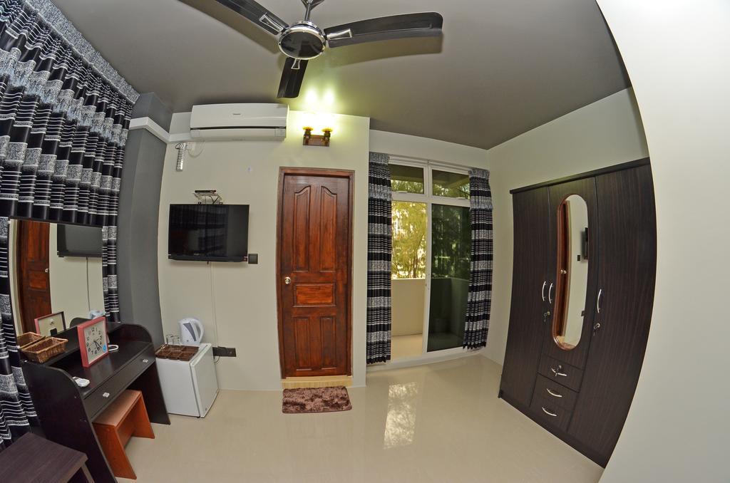 Dream Relax Hotel Hulhumale Exterior photo